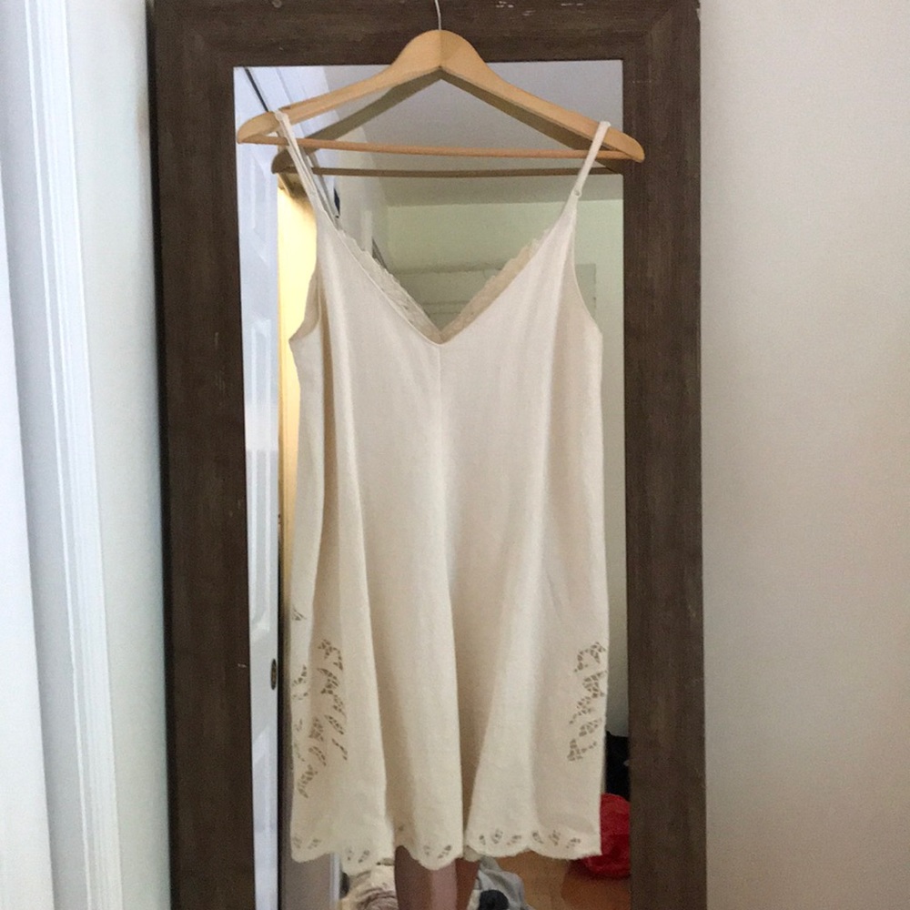 ivory lace mini dress - Picture 4 of 4